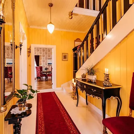 Haugen Boutique * Grottoy