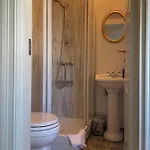 Haugen Boutique Hotel Grottoy